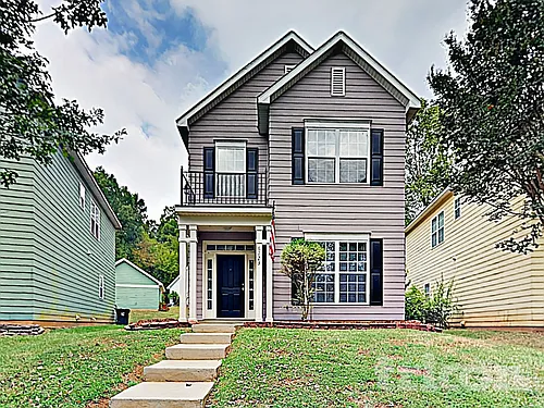 6723 Dunton St Photo 1