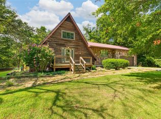 1705 Berkeley Ln, Brighton, IL 62012