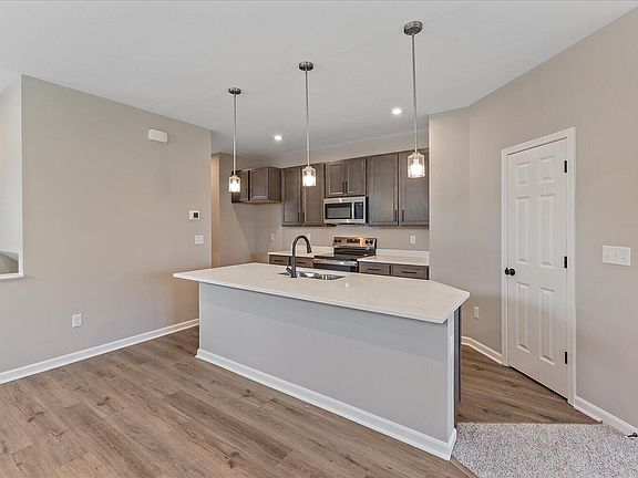 3rd image of 1313 Parkside Dr #168-B