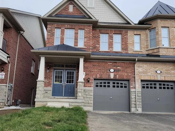 113 Finegan Cir, Brampton, ON L7A 4Z9