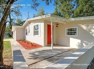 6503 Lucente Dr, Jacksonville, FL 32210