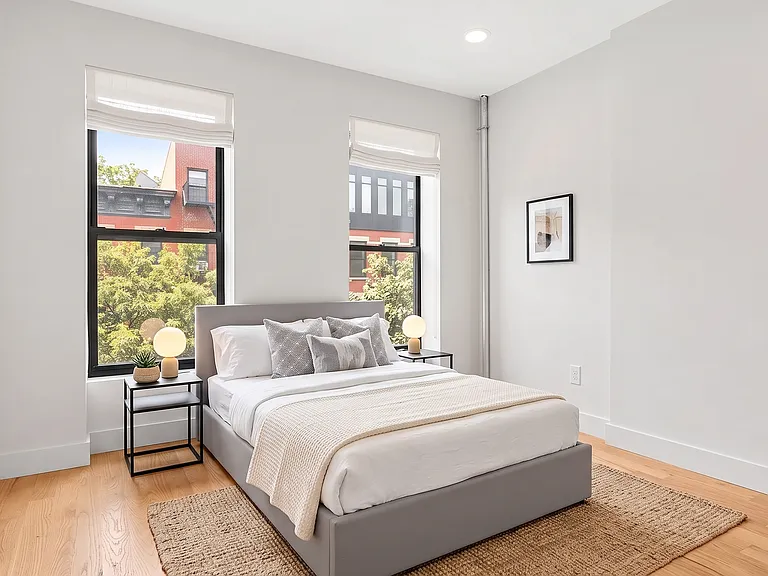 169 E 105th St #7 — Photo 2