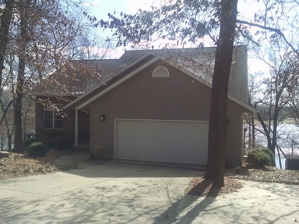 Street view, front of house