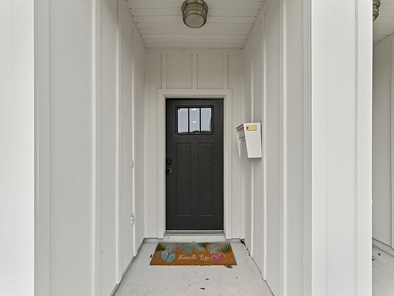 4th image of 437 5th Ave S