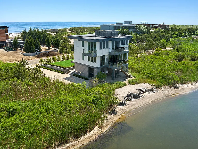 1122 Flying Point Rd — Photo 22