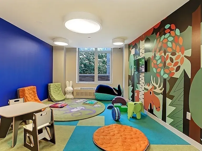 180 Myrtle Ave #11C — Photo 12