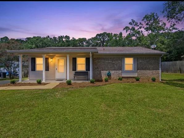 8030 Domain St, Mobile, AL 36619