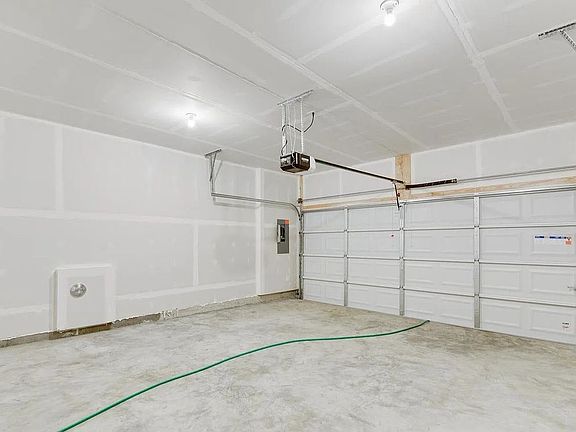 2nd image of 1745 Lawder Cir