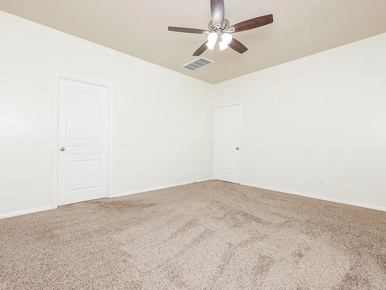 8114 Malago Point Dr — Photo 11