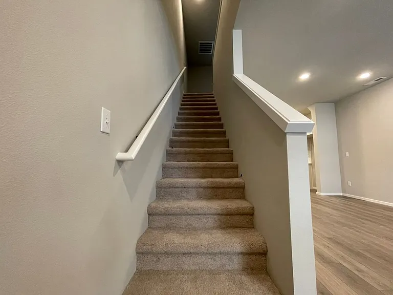 15668 NW Linder St — Photo 13
