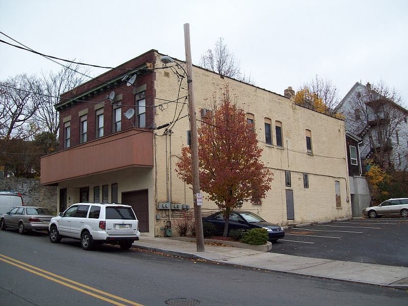 2nd image of 136 W Market St #1