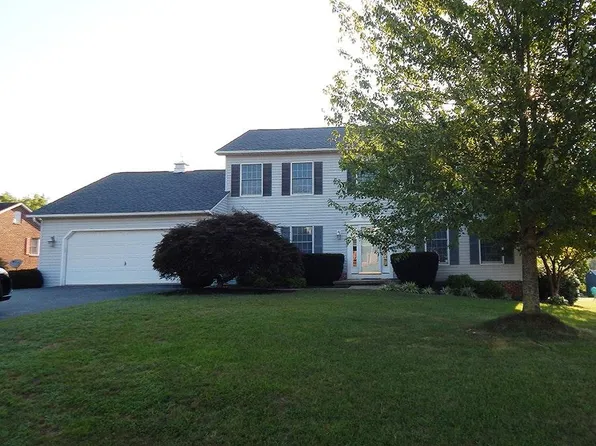 78 Sylvan Dr, Stuarts Draft, VA 24477
