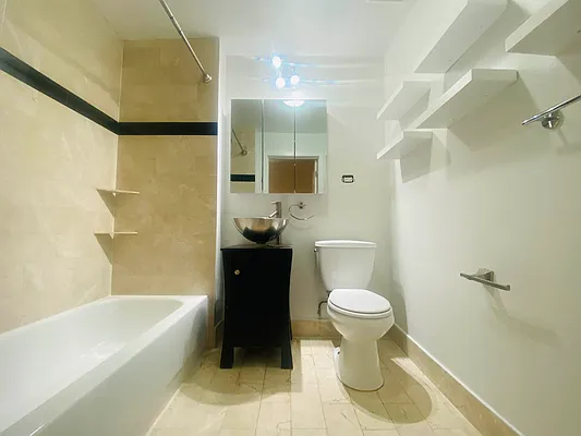 Rented by Compass | media 14