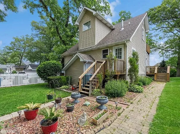 13929 Huseman St, Cedar Lake, IN 46303