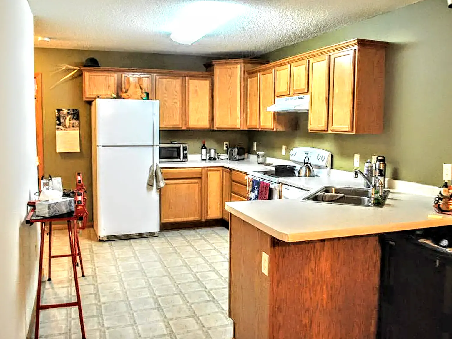 2 bed, 1.5 bath, 1580 sqft, $1,900 — Photo 4