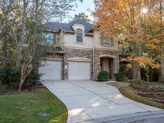 Great curb appeal, well maintained with a 3 car tandem garage.