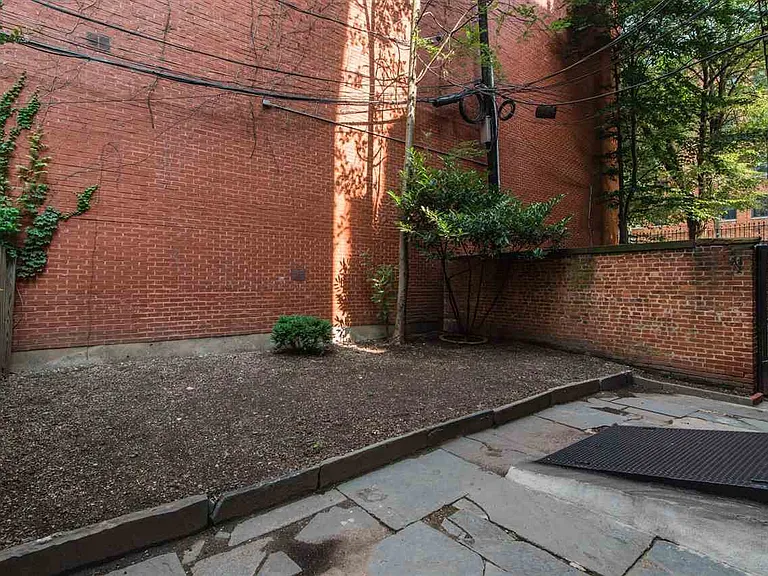 465 Jersey Ave #1 — Photo 17