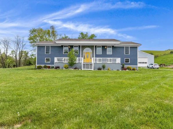 150 Maxfield Dr, Big Stone Gap, VA 24219