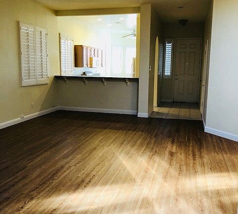 4th image of 284 Cascade Mist Ave #0