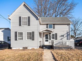 315 North Ave, Sycamore, IL 60178