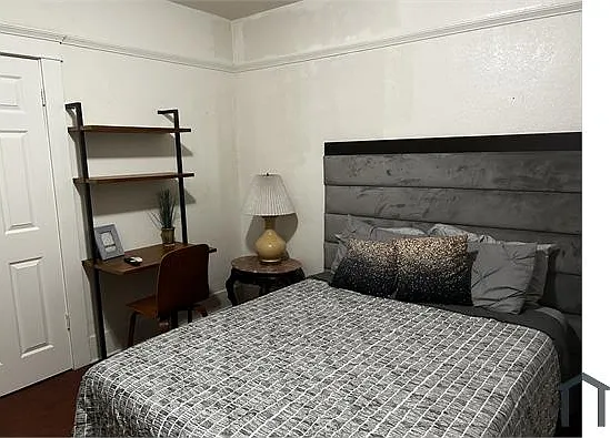 4727 Oakwood Ave — Photo 7