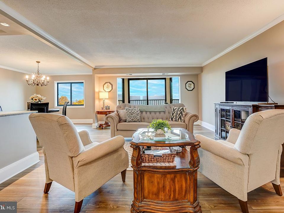 1st image of 5901 Mount Eagle Dr APT 918