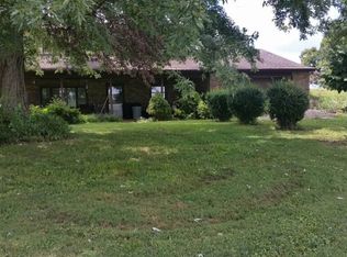 7000 Goodman Rd, Poseyville, IN 47633