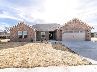 1527 Phyllis Dr, Berea, KY 40403