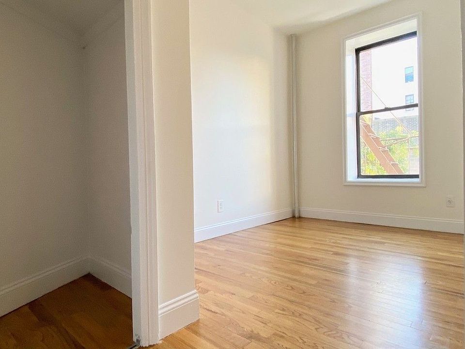 2nd image of 222 Thompson St #19R
