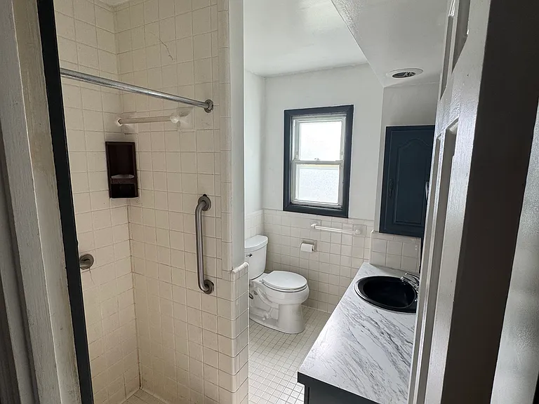 Larned St — Photo 12