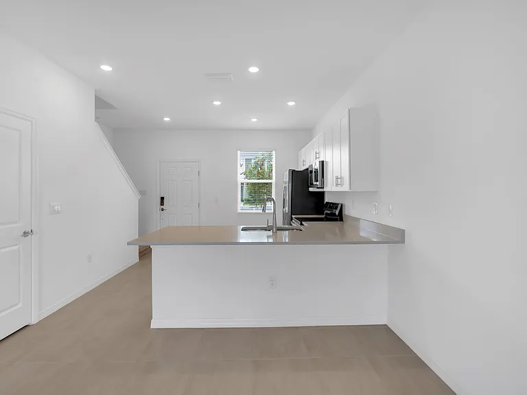8765 Daybreak St — Photo 13