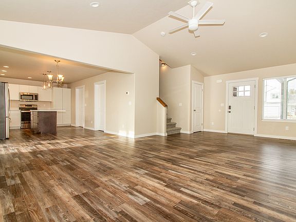 4th image of 506 Sparrow Rd