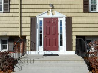 496 Great Rd APT 1L, Acton, MA 01720