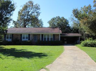 117 Lynnview Dr, Americus, GA 31709