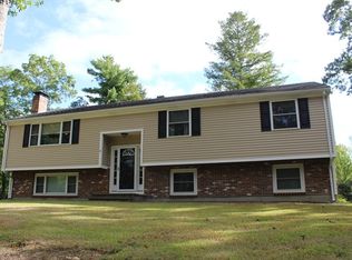 4 Princeton Rd, Plymouth, MA 02360