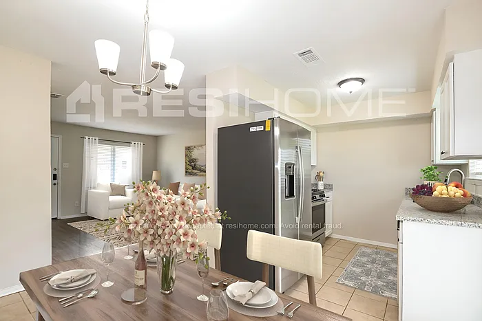 6436 Moonhill Dr — Photo 4