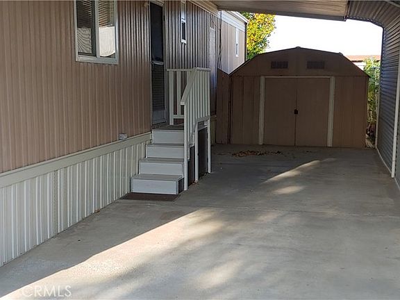 2nd image of 401 W Carson St Space 37