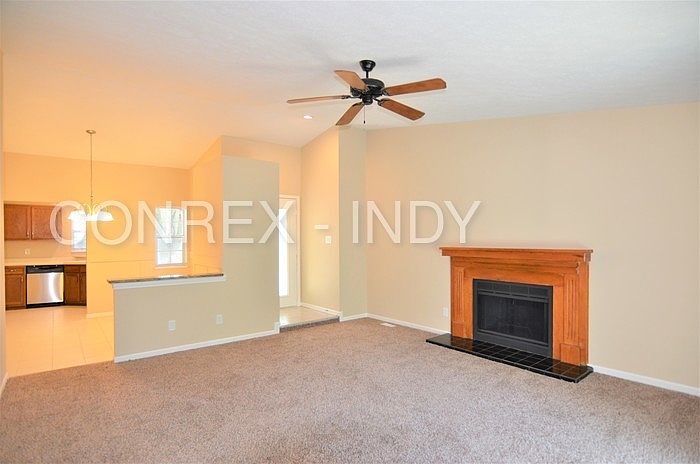 1st image of 5726 Rosemont Ct
