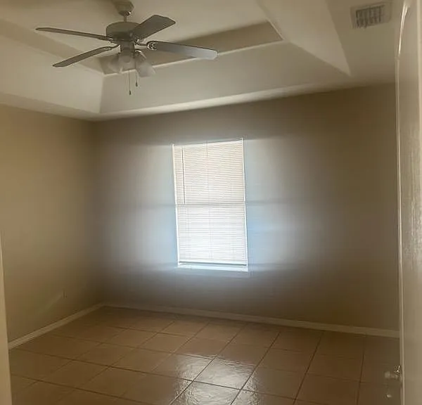 807 W Emerald Dr #D — Photo 4