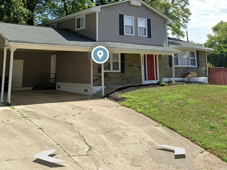 1920 Taylor Ave — Photo 8