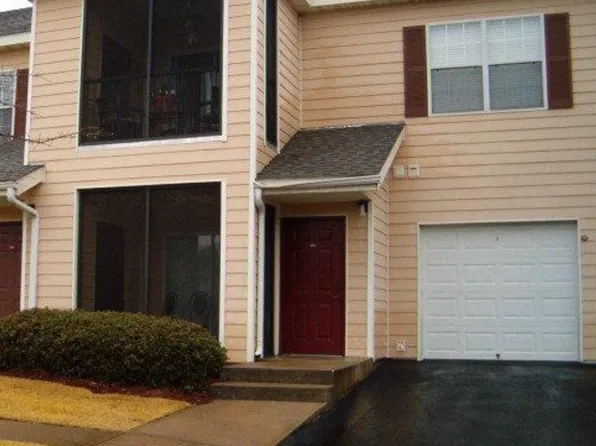 447 W Longleaf Dr, Auburn, AL