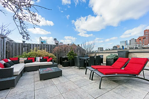 Rented by R New York | media 26