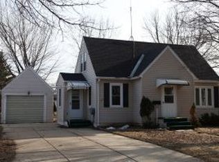 2110 5th Ave NE, Austin, MN 55912