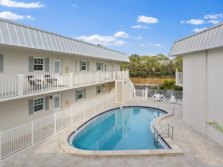 900 Jasmine Ln #10A — Photo 33