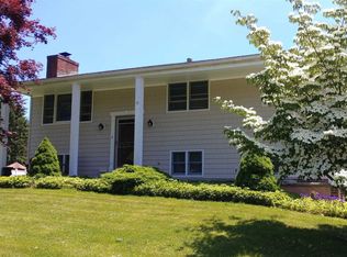 19 Maurice Dr, Wappingers Falls, NY 12590
