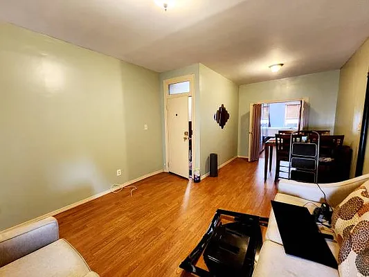 Rented by Brooklyn Property Group LLC | media 8