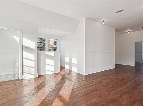 4th image of 1615 Peniston St #B