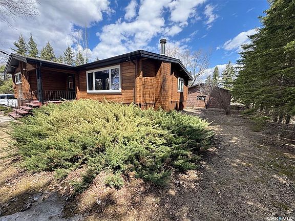 2nd image of 500-504 1st AVENUE N
