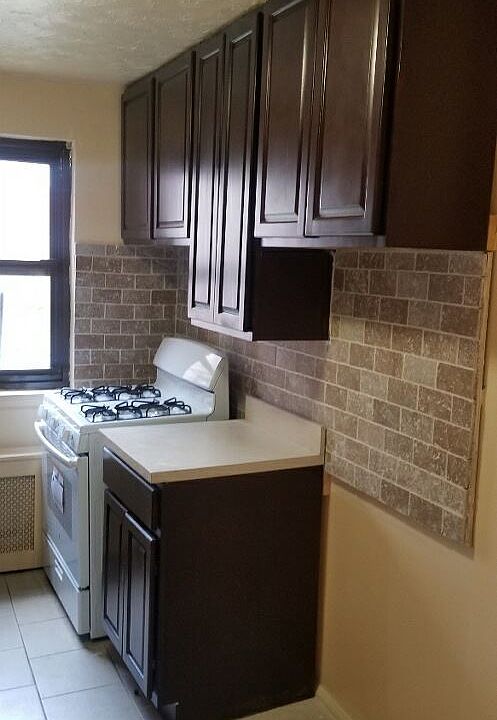 2nd image of 11647 170th St