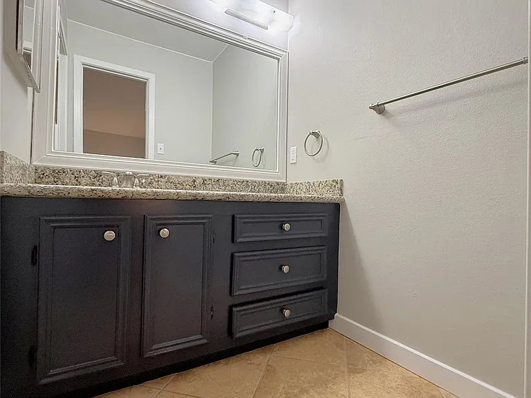 2120 El Paseo St #705 — Photo 13